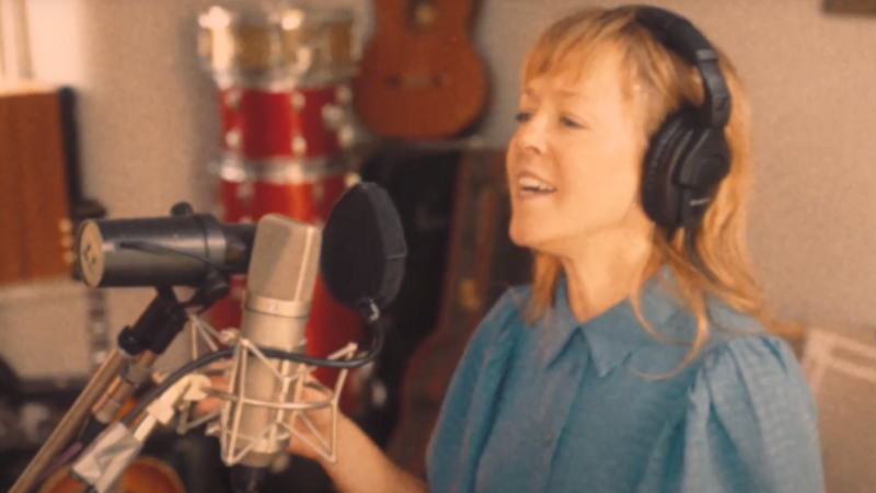 Feathered Thing // Emily Barker - Environmental Music Prize